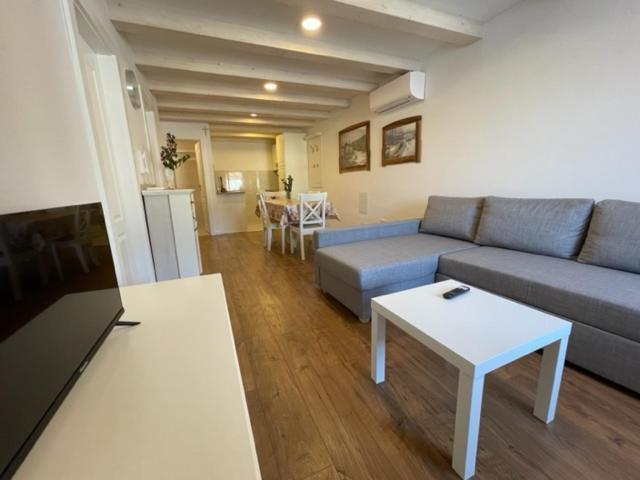 Apartment Concetta Cres Dış mekan fotoğraf